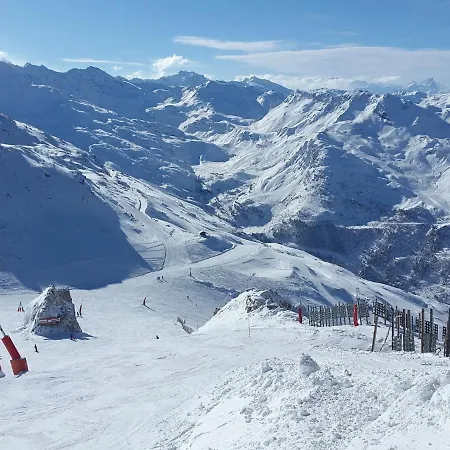 Apartament In Mont Blanc With Balcony